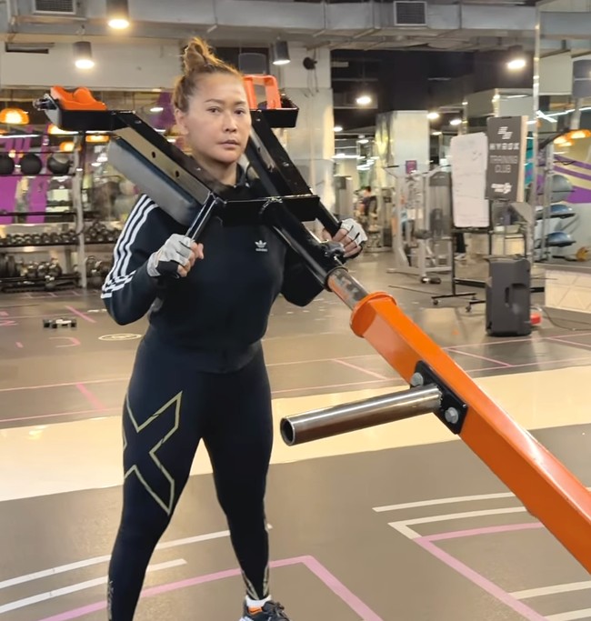 Setelah kerap memperlihatkan wajahnya dengan full makeup, baru-baru ini Inul Daratista jadi sorotan karena memamerkan potret wajahnya tanpa makeup dan tanpa filter. Foto: Dok. Instagram Inul Daratista