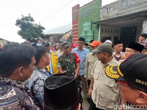 Muzani Minta Lokasi Tanah Bergerak di Padasari Tegal Tak Ditempati Lagi