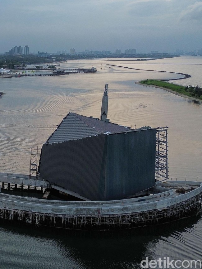 Melihat Progres Masjid Apung Pertama di Jakarta, Ikonik dan Ramah Lingkungan