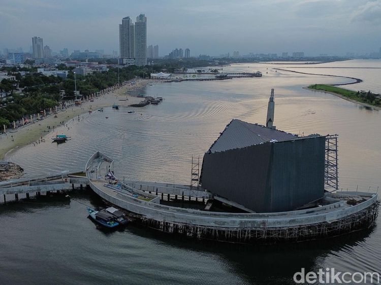 Melihat Progres Masjid Apung Pertama di Jakarta, Ikonik dan Ramah Lingkungan