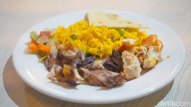 Menu buka puasa ala Timur Tengah di hotel Surabaya