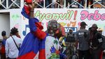 Meski Dibatalkan, Peserta Karnaval Tetap Berpawai di Port-au-Prince
