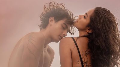 Gaya Mesra Olla Ramlan-Tristan Molina di Pemotretan, Tampil Berani Pamer Tato