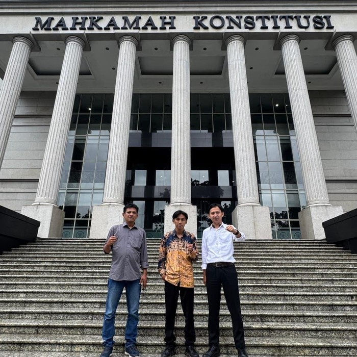 Para guru honorer yang laporkan anggaran pendidikan tersedot dana MBG