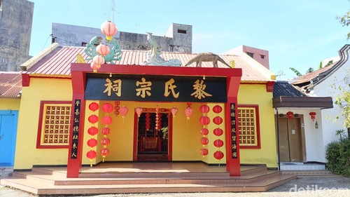 Rumah Abu atau Klenteng Keluarga Siang Lay di  Kupang, NTT.