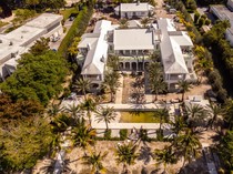 Pulau Sultan Jadi Babak Baru Kehidupan Pribadi Bos Meta