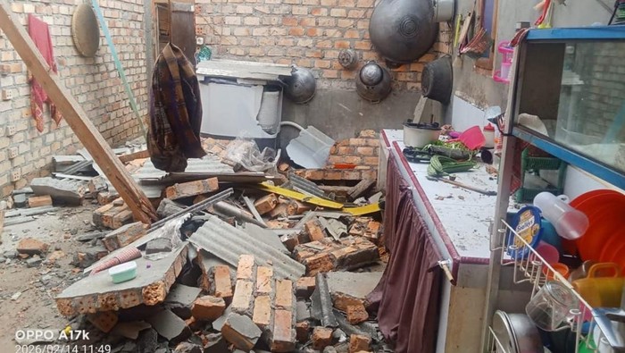 Rumah warga di OKI rusak akibat dihantam angin puting beliung