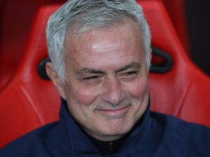Mourinho Ngaku Belum Dapat Panggilan dari Madrid