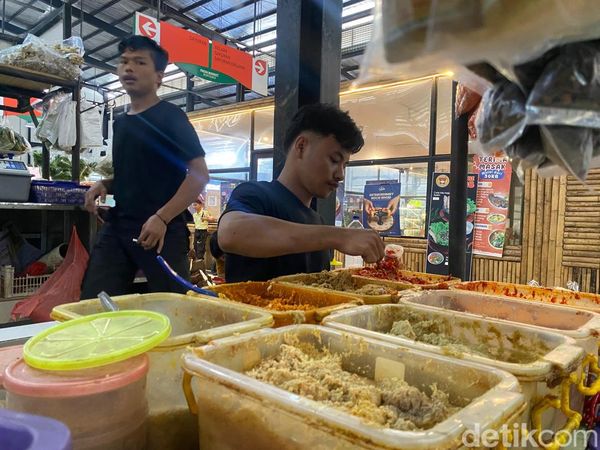Belanja di Fresh Market Bintaro, Ada Gerai Bumbu Halus Super Lengkap!