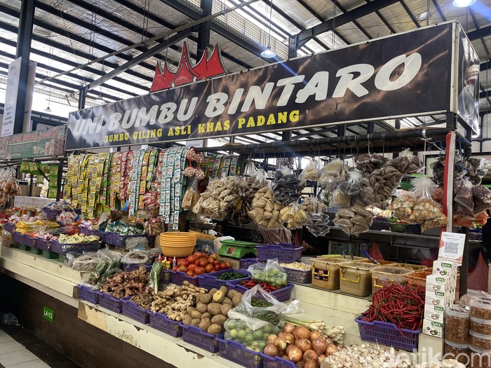Uni Bumbu Bintaro yang punya berbagai jenis bumbu halus untuk masakan