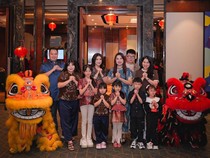 Gong Xi Fa Cai! Foto Keluarga Artis Rayakan Imlek dan Tradisi Yee Sang