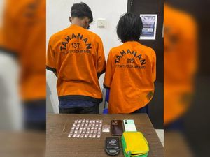 Polda Babel Gerebek Rumah Kurir Narkoba, 2 Diamankan Saat Kemas Sabu