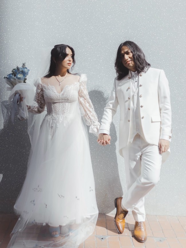 Menikah Diam-diam, Ini Gaya Ayushita Jadi Pengantin Bohemian