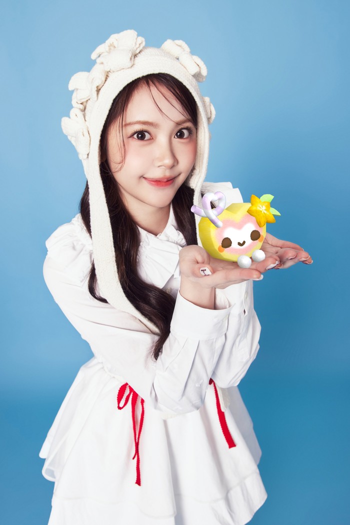 Foto Hearts2Hearts untuk comeback RUDE!