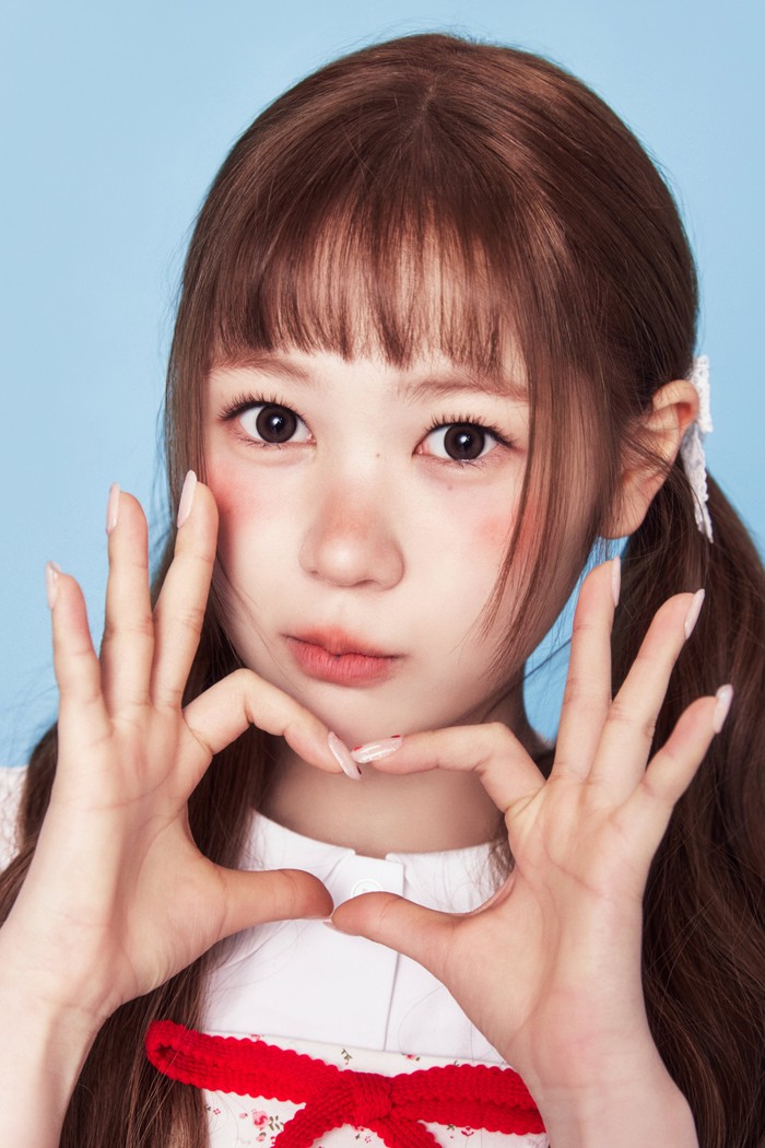 Teaser foto Hearts2Hearts buat comeback RUDE!