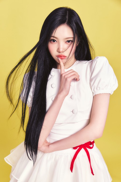 Teaser foto Hearts2Hearts buat comeback RUDE!