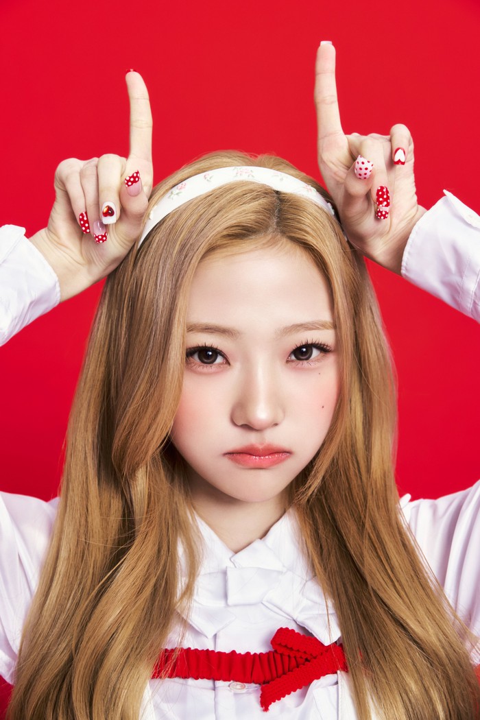 Teaser foto Hearts2Hearts buat comeback RUDE!