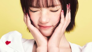 Jiwoo dengan rambut pendeknya yang ikonik. (Foto: dok. SM Entertainment)