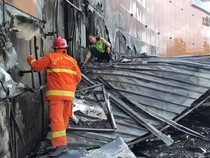 Kebakaran Mal di Cibubur Dipicu Percikan Las Logo Reklame