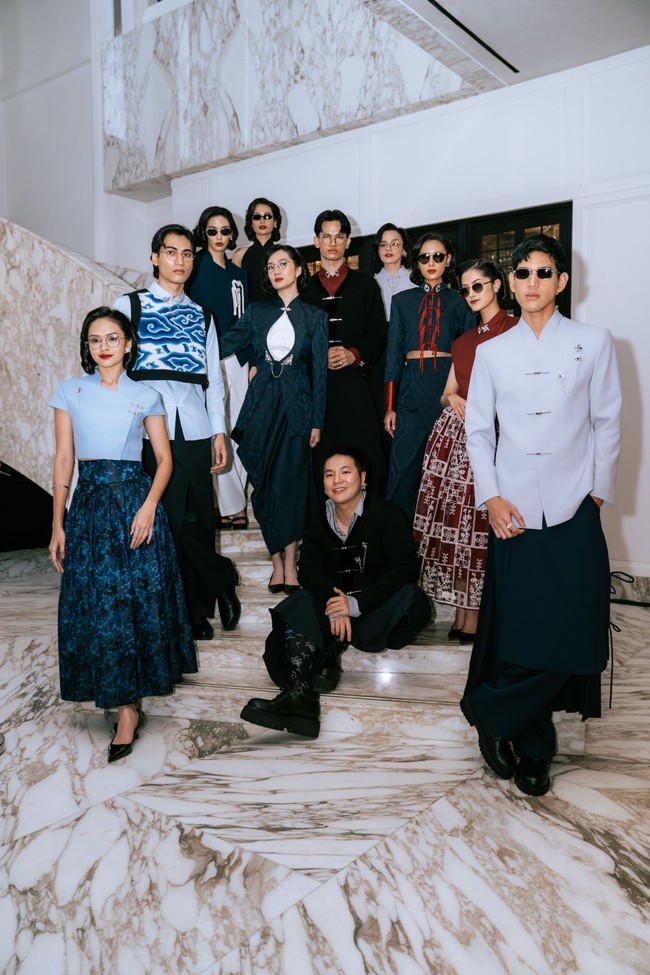 Filosofi tersebut terinspirasi dari gagasan bahwa perubahan adalah hal yang tak terelakkan, layaknya kincir angin yang terus berputar sehingga menjadi simbol pembaruan sekaligus pelestarian budaya dalam karya. (Foto: Dok. Wilsen Willim)