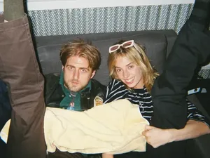 Maya Hawke Resmi Menikah!