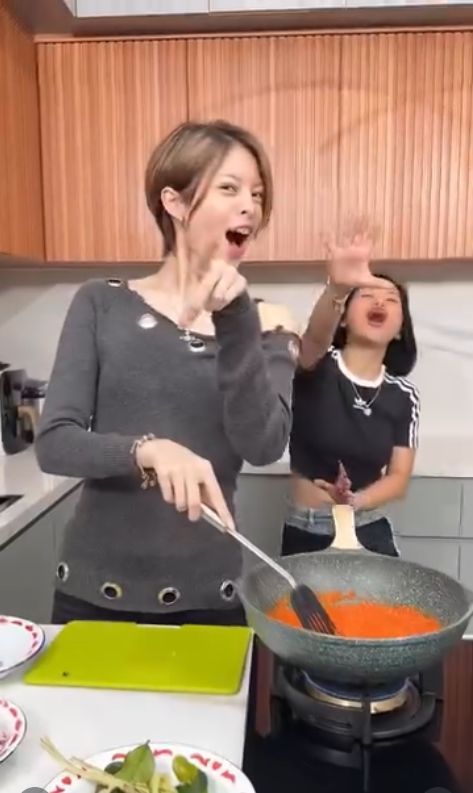 Nada Corbuzier Nada Corbuzier jago memasak