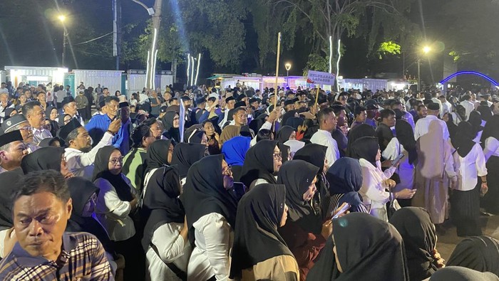 Pelantikan ketua RT/RW di Parepare.