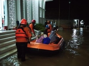 Sungai Meluap, Ratusan Rumah di Ciamis Terendam Banjir