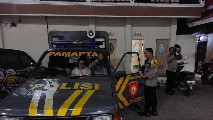 Polres Tuban menerima laporan dugaan tindak pidana perzinaan di Kamar Nomor 29 Hotel R. Laporan tersebut kemudian ditindaklanjuti oleh Piket Pamapta yang mendatangi lokasi bersama pelapor.