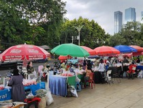 Video: Mereka yang Cuan di TPU Karet Bivak Jelang Ramadan