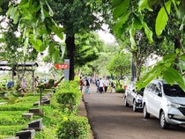 TPU Karet Bivak Jakpus Ramai Dikunjungi Peziarah Jelang Ramadan