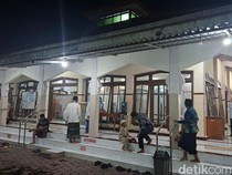 Potret Salat Tarawih Pertama Warga Muhammadiyah di Nganjuk