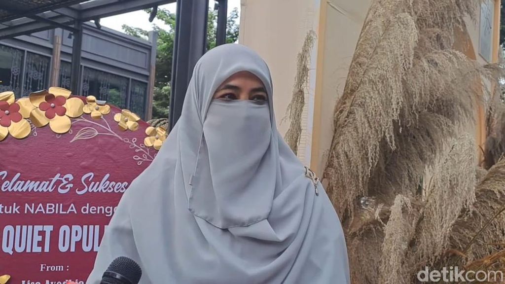 Umi Pipik Soal Perang Iran Vs AS-Israel: Tanda Akhir Zaman!