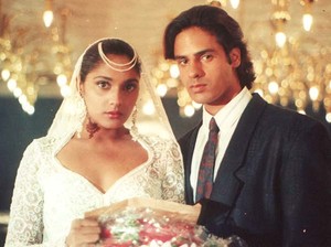 Kisah Pilu Anu Aggarwal: Bintang Era 90-an yang Sempat Koma 29 Hari dan Hilang Ingatan