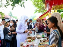 Bupati Ipuk Instruksikan Pasar Takjil Digelar di Seluruh Banyuwangi