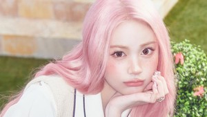 Sejak itu dia langsung jadi pusat perhatian dan bias para penggemar K-Pop di Indonesia. (Foto: dok. SM Entertainment)