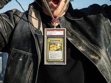 Di Luar Nalar! Kartu Pikachu Illustrator Logan Paul Terjual Rp 278 Miliar