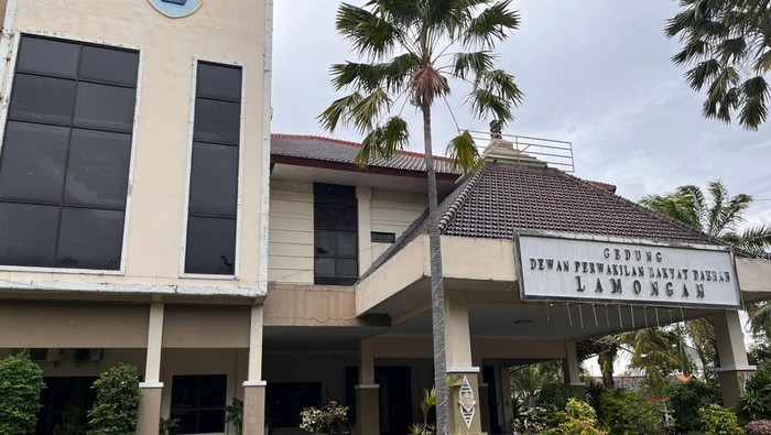 Gedung DPRD Lamongan