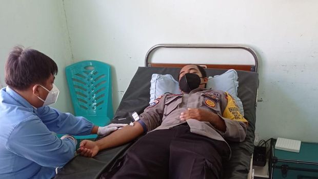 Ipda Subhan Syah Khan gagas komunitas pejuang darah di Sekadau, Kalbar