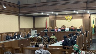 Amir Syamsudin-Hamdan Zoelva Ajukan Amicus Curiae untuk Terdakwa Kasus Migor