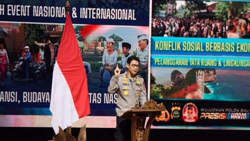 Kapolda Bali Irjen Daniel Adityajaya didaulat sebagai narasumber utama dalam Rapim Kodam IX/Udayana Tahun Anggaran 2026 di Puspem Badung. (Foto: Dok. Polda Bali)
