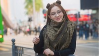 Meisita Lomania mengatakan sampai sekarang masa lalu membuatnya trauma untuk menikah. Trauma itu susah ya dibilang sembuh. Kita bisa memaafkan, tapi kita tidak bisa melupakan dan tidak punya rasa percaya lagi, katanya. (Foto: dok Instagram meisitalomania)