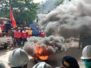 Demo Serikat Buruh di IMIP Morowali Ricuh, 2 Sekuriti Alami Luka Bakar