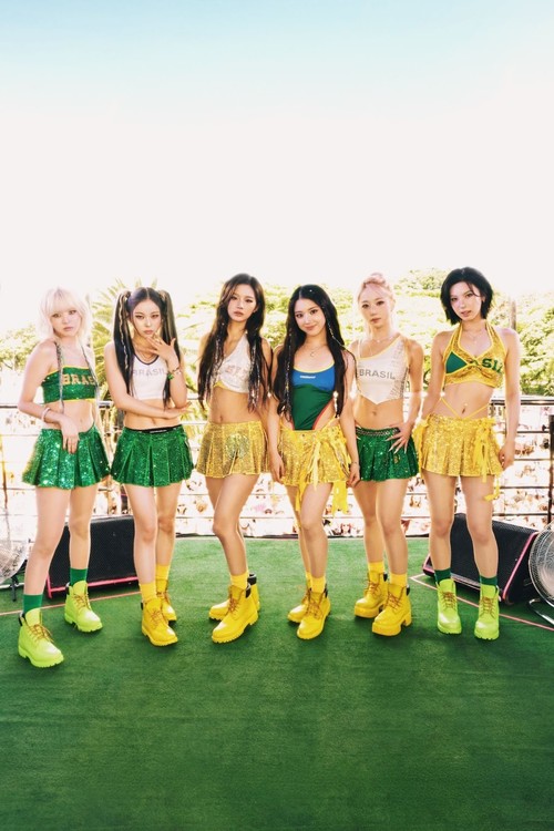 NMIXX tampil di Carnival, acara musik ikonik Brasil, pada 16 Februari 2026.