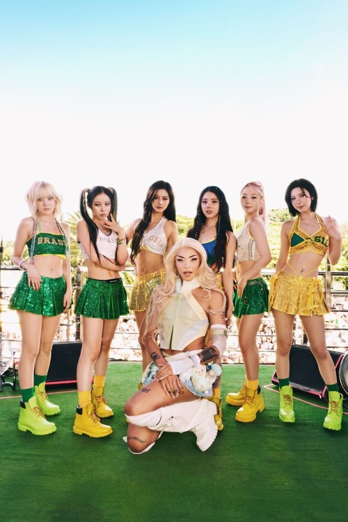 NMIXX tampil di Carnival, acara musik ikonik Brasil, pada 16 Februari 2026.