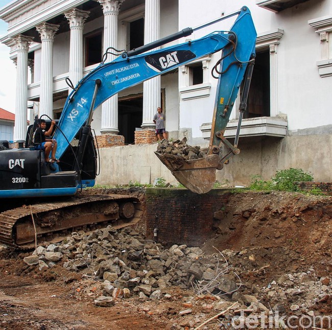 Perbaikan SMPN 182 Kalibata Dikebut Usai Insiden Pagar Roboh
