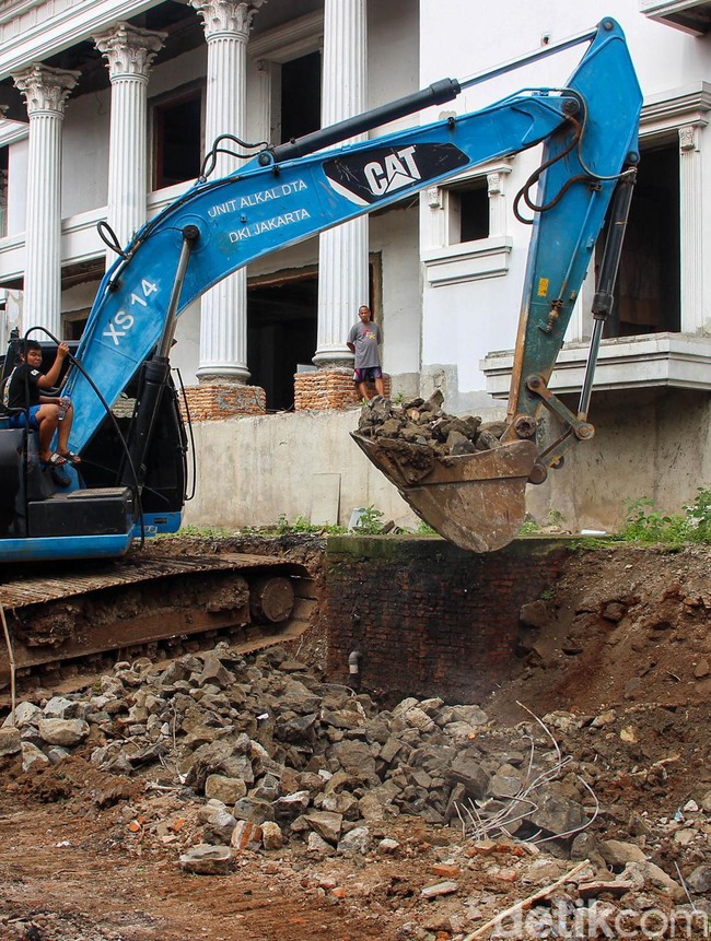 Perbaikan SMPN 182 Kalibata Dikebut Usai Insiden Pagar Roboh