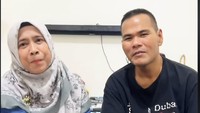 Nanti kita isi dengan perabotan, jadi ini kita lunasin dulu deh semuanya, papar Haikal. Foto: dok instagram Raffi Ahmad