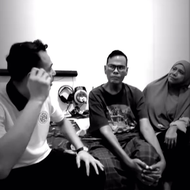 Raffi Ahmad Tunaikan Janji, Fahmi Bo Pilih Rumah Kontrakan hingga Modal Usaha