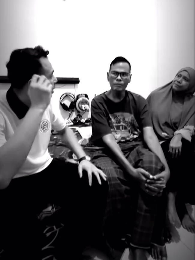 Raffi Ahmad Tunaikan Janji, Fahmi Bo Pilih Rumah Kontrakan hingga Modal Usaha